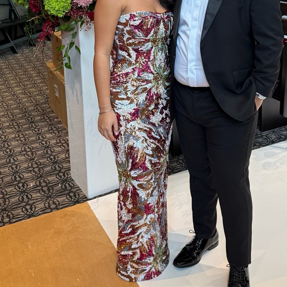 Bronx and banco sequin dahlia gown